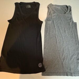Aeropostale Set of Two Tanks Medium Black and Gray